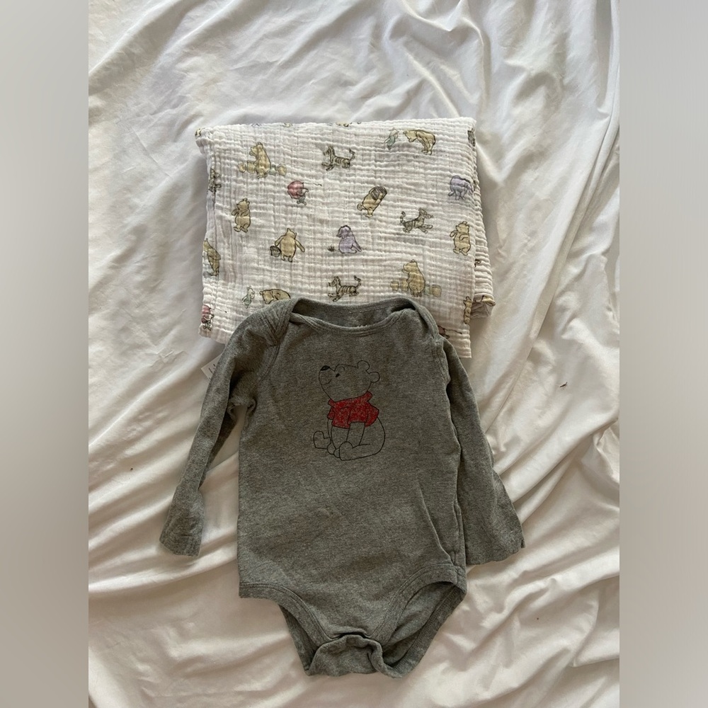 Winnie the Pooh onesie and baby blanket / swaddle blanket!